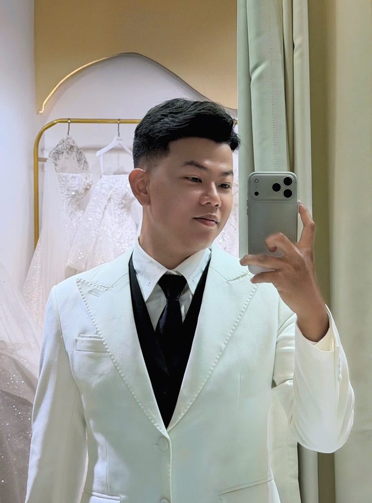 Groom
