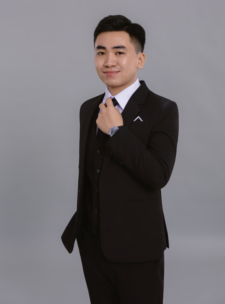 Groom