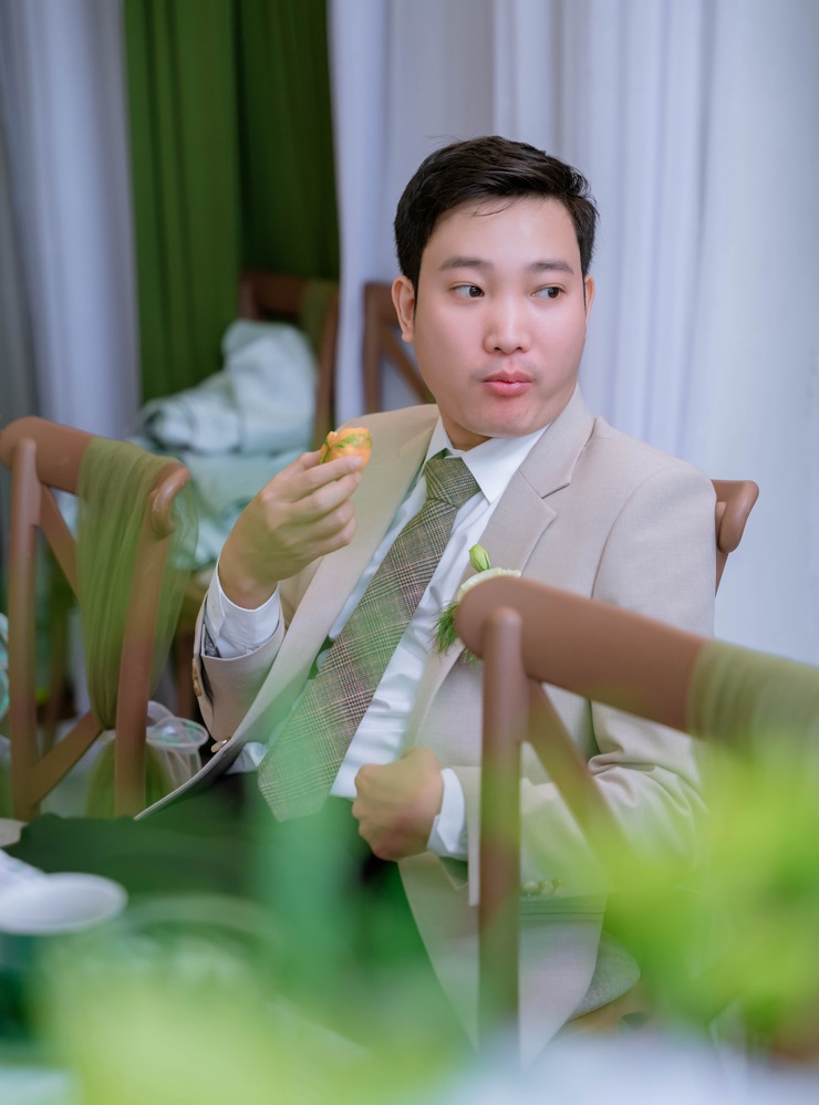 Groom