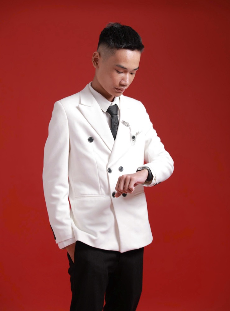 Groom