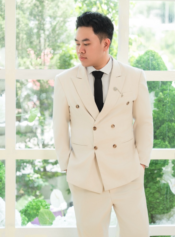 Groom