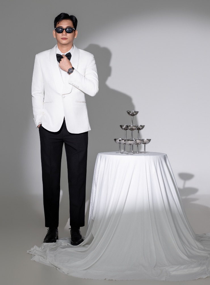 Groom