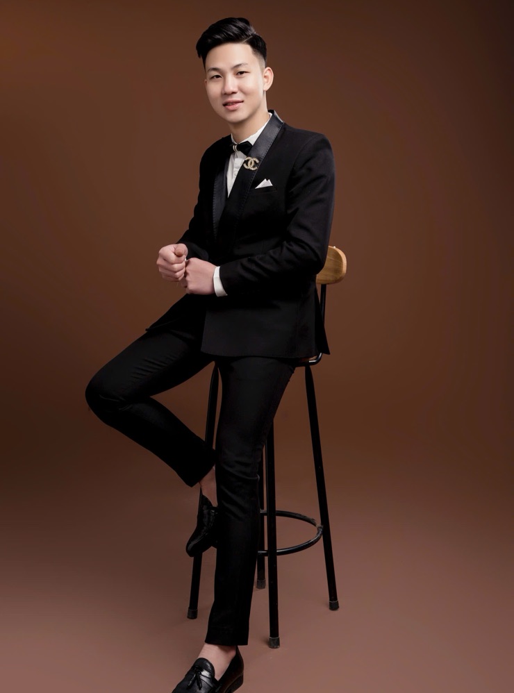 Groom