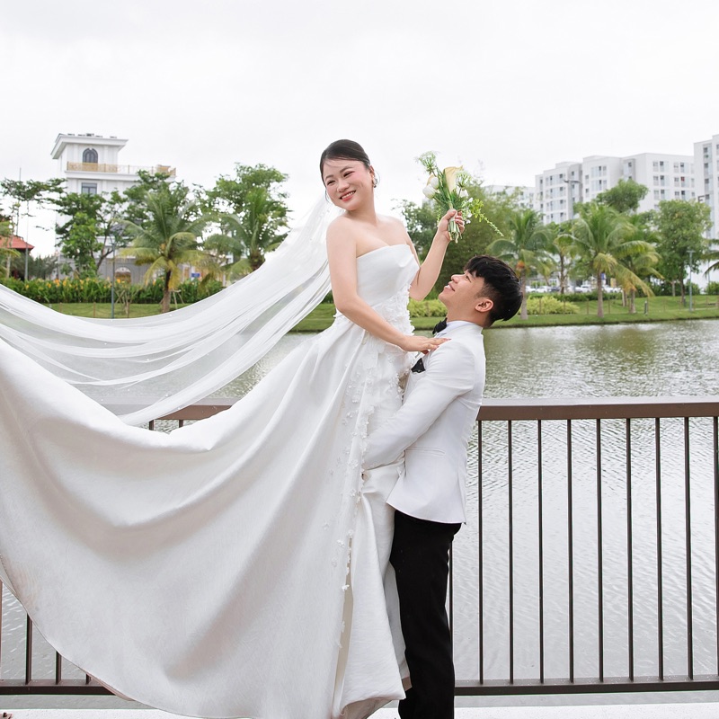Lần đầu gặp gỡ