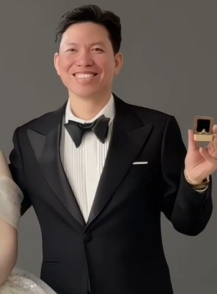 Groom