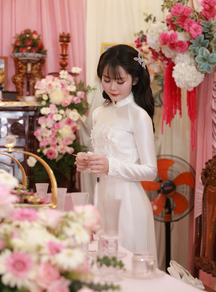 Bride