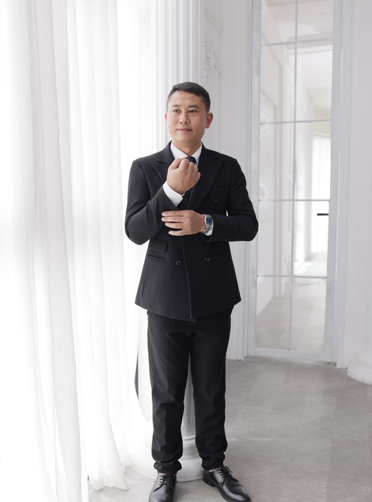 Groom