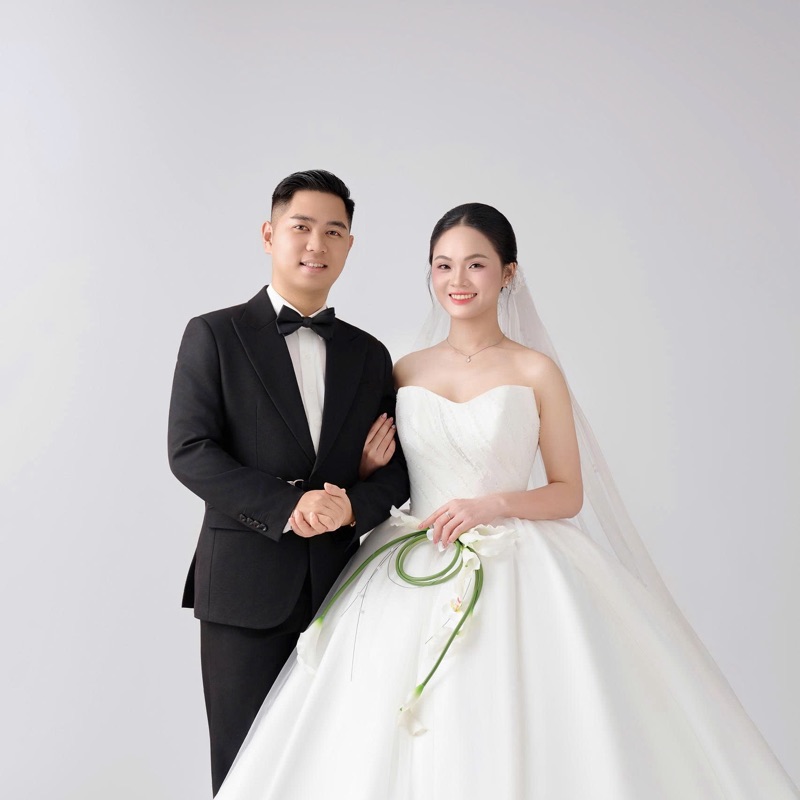 TIỆC CƯỚI NHÀ GÁI