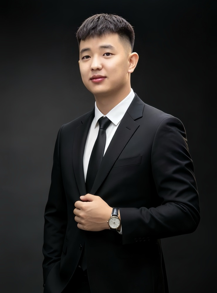 Groom