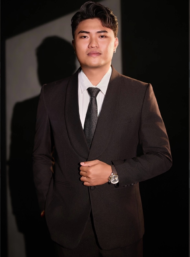 Groom