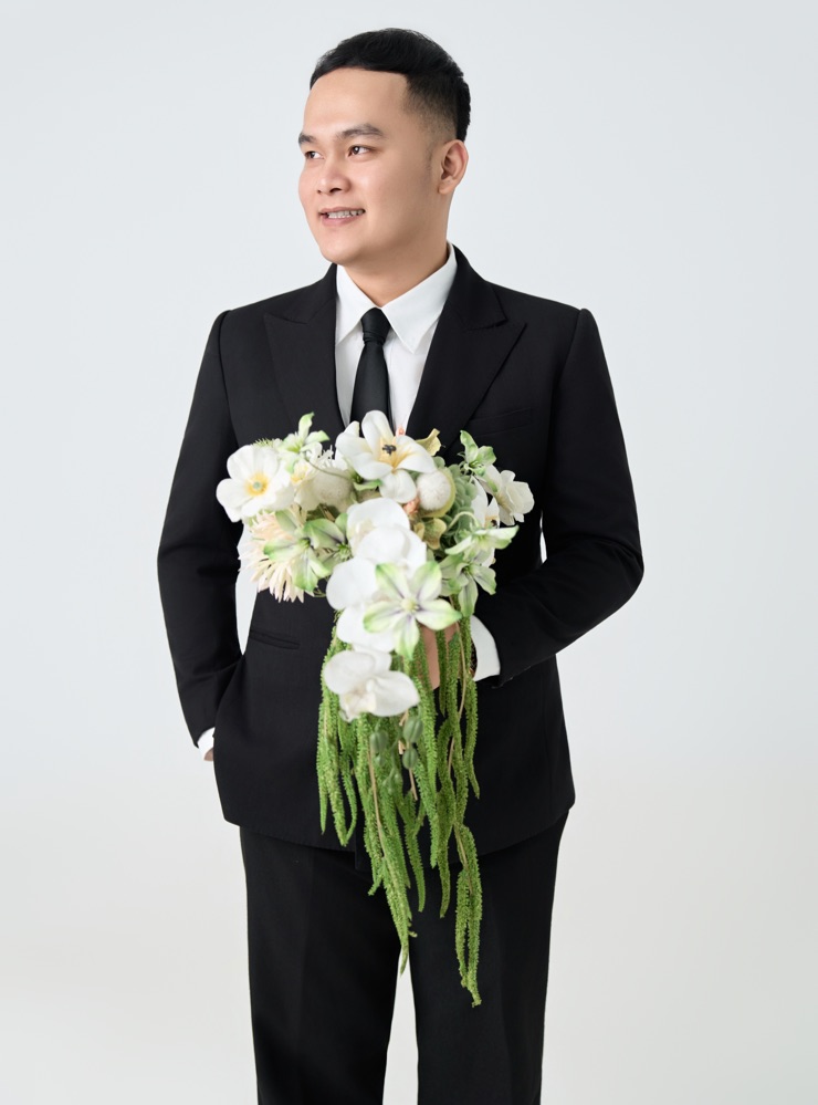 Groom