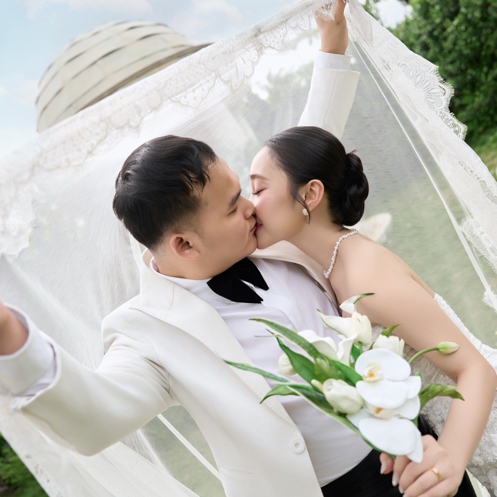 Nguyễn Thành Trung & Trần Võ Thị Thu Hương