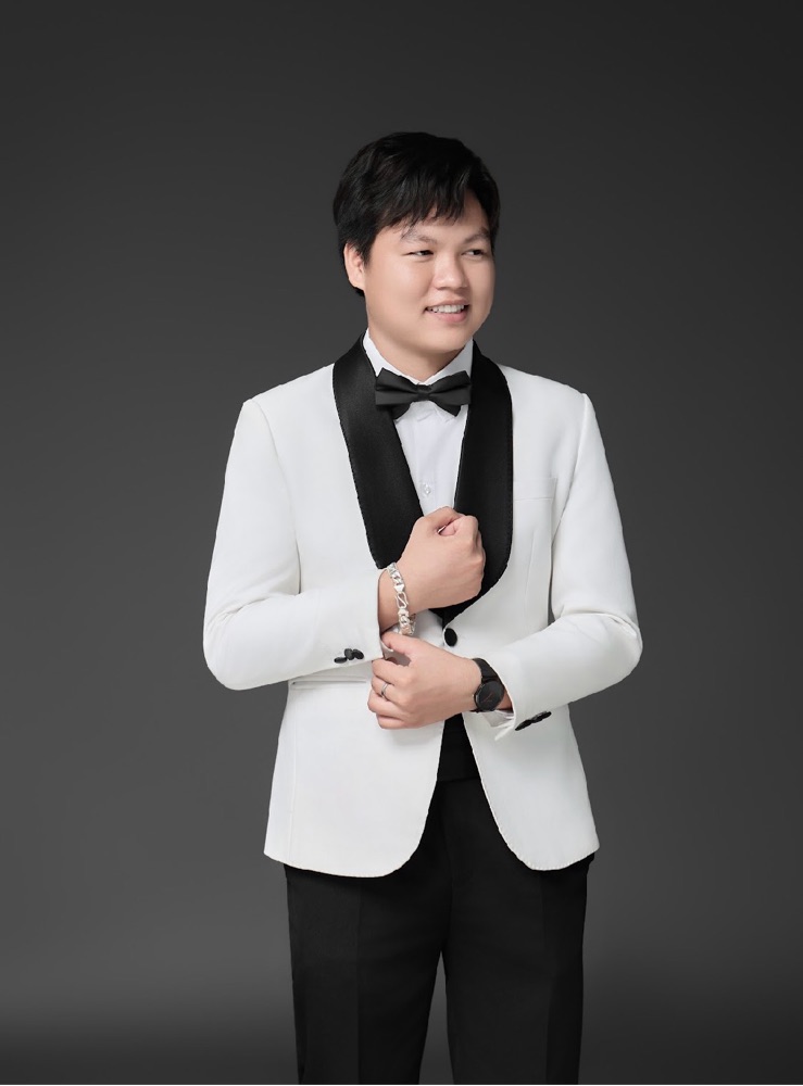 Groom