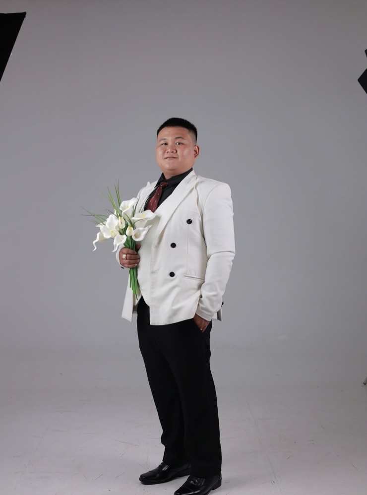 Groom