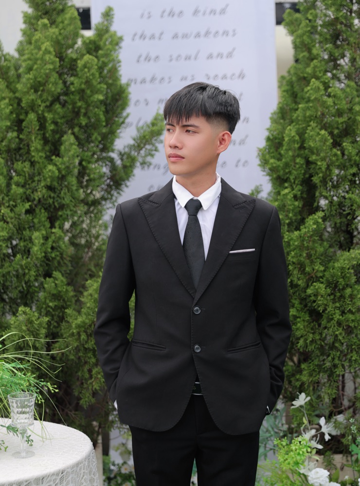 Groom