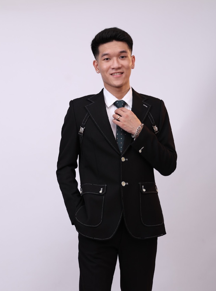 Groom