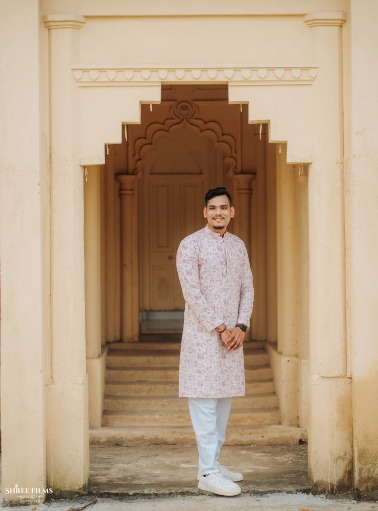 Groom