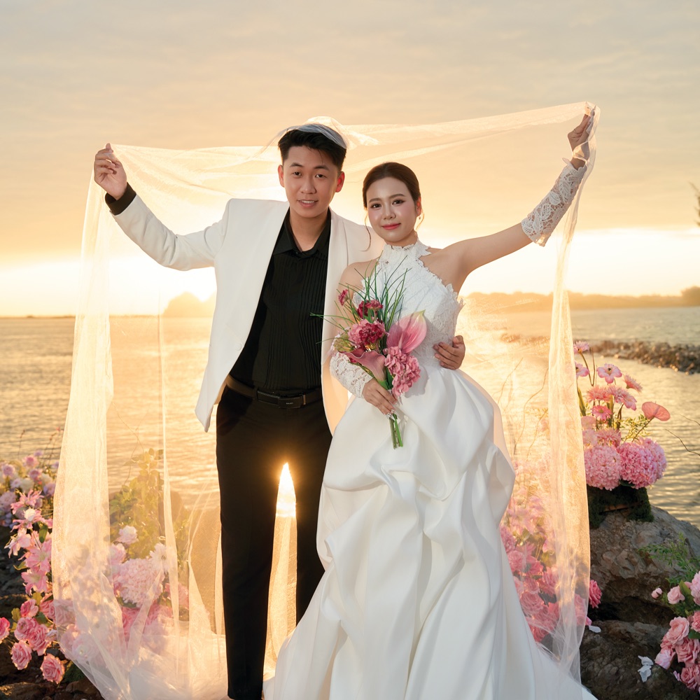 Tô Thuyết & Mai Anh