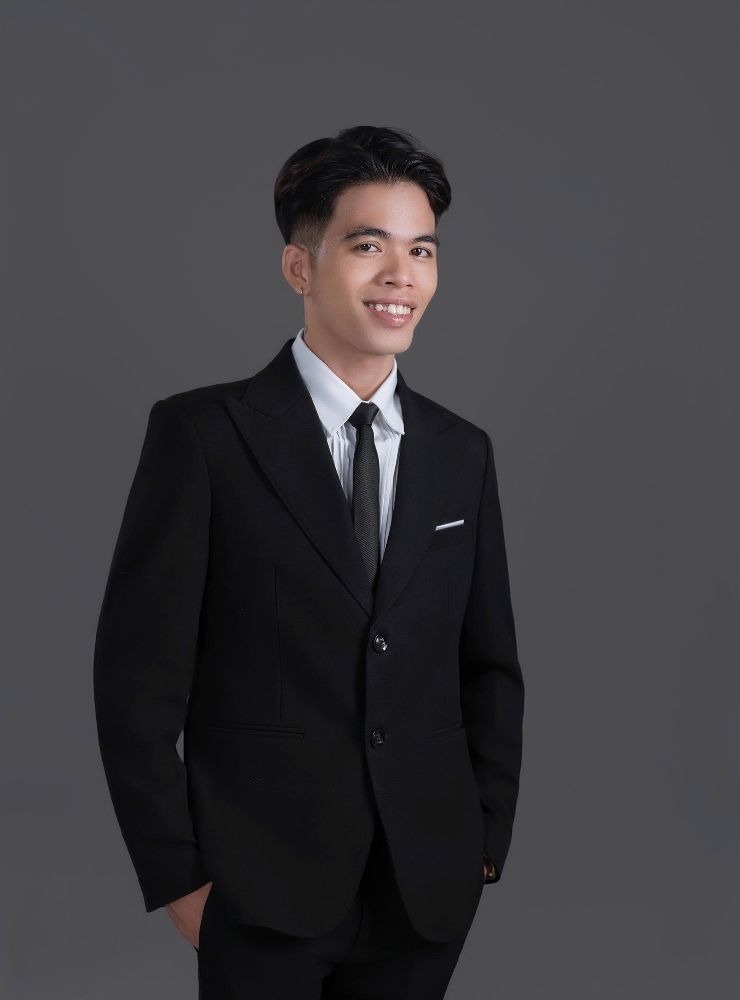 Groom