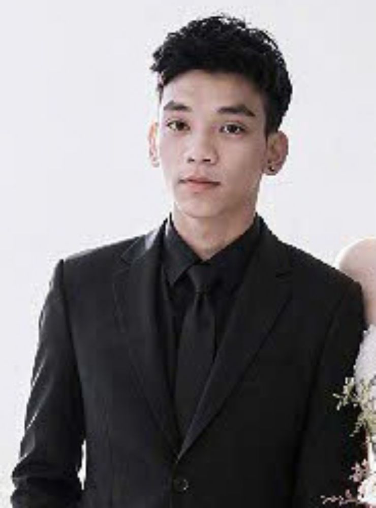 Groom