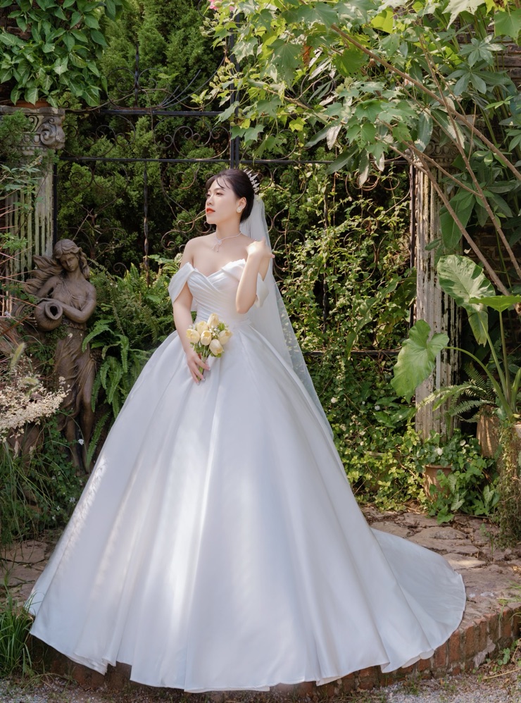 Bride