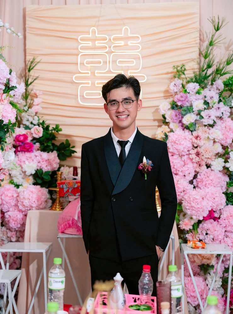 Groom