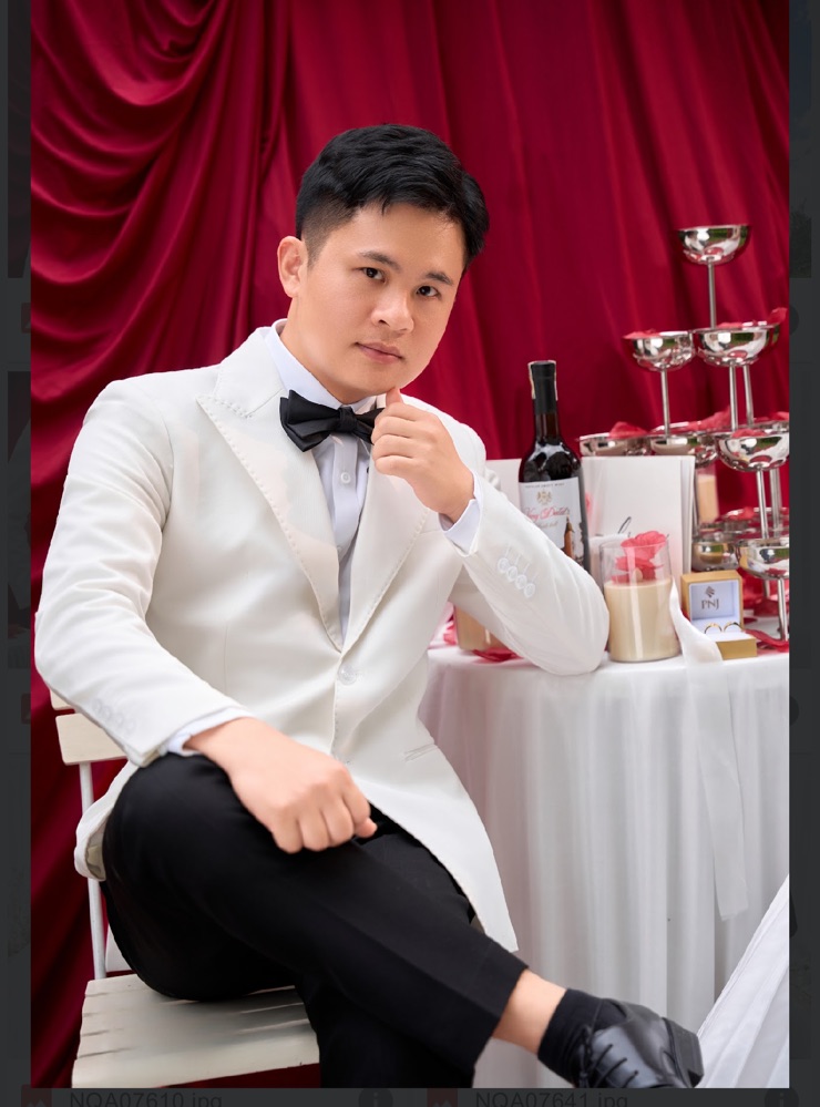 Groom
