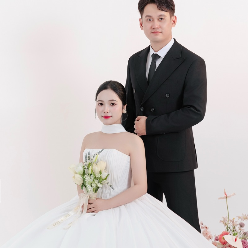 TIỆC CƯỚI NHÀ GÁI