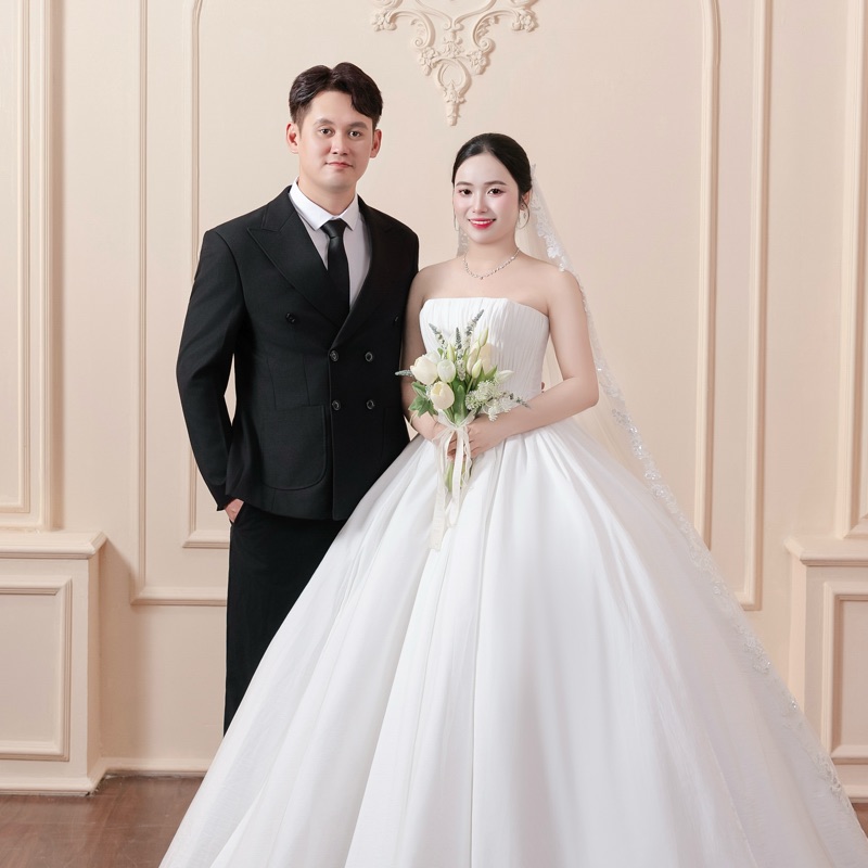 TIỆC CƯỚI NHÀ GÁI