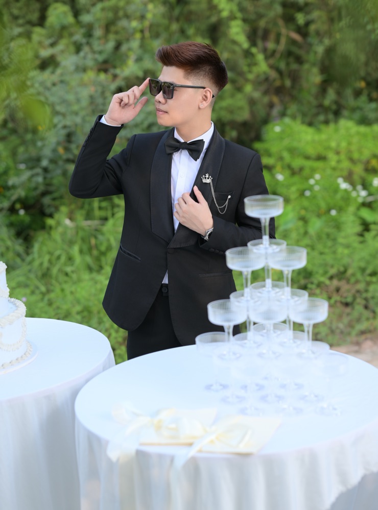 Groom