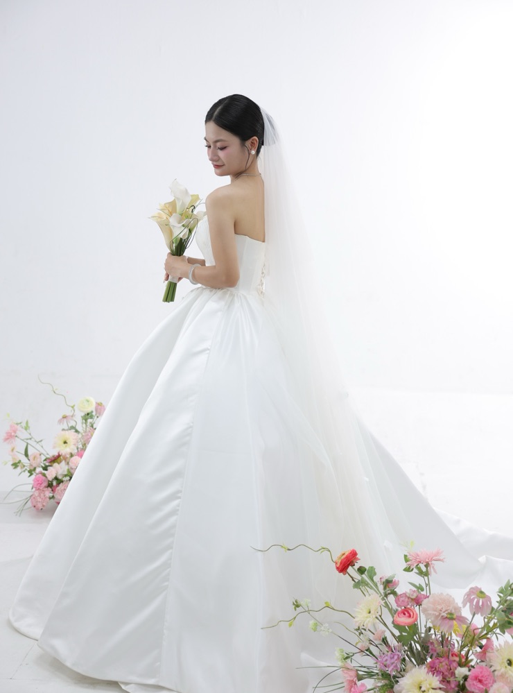 Bride