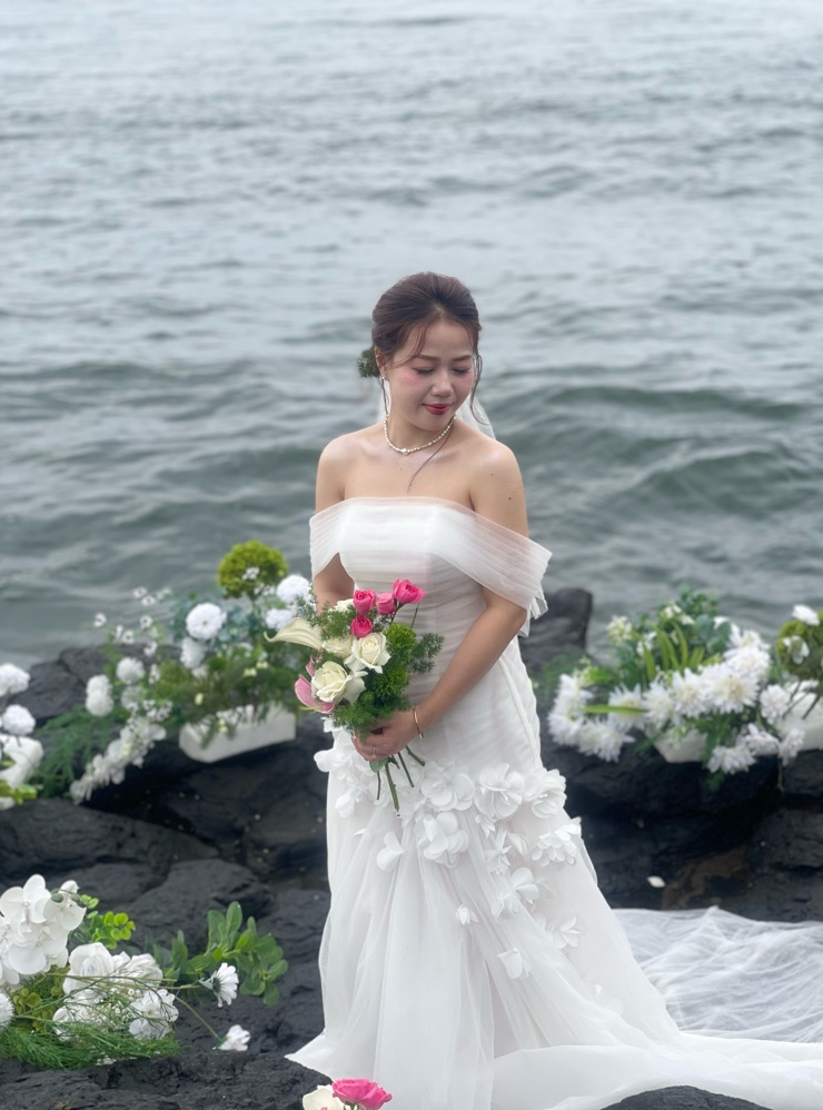 Bride