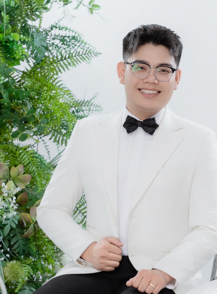 Groom