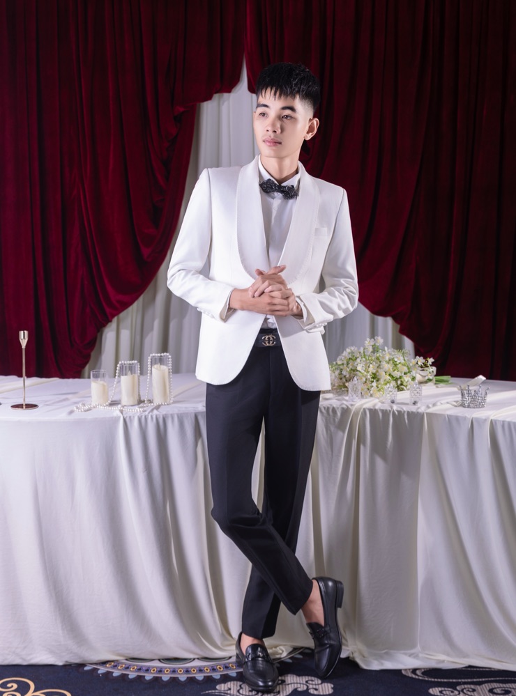Groom
