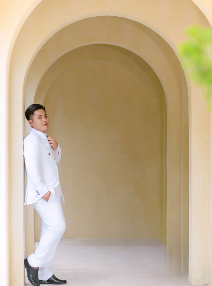 Groom