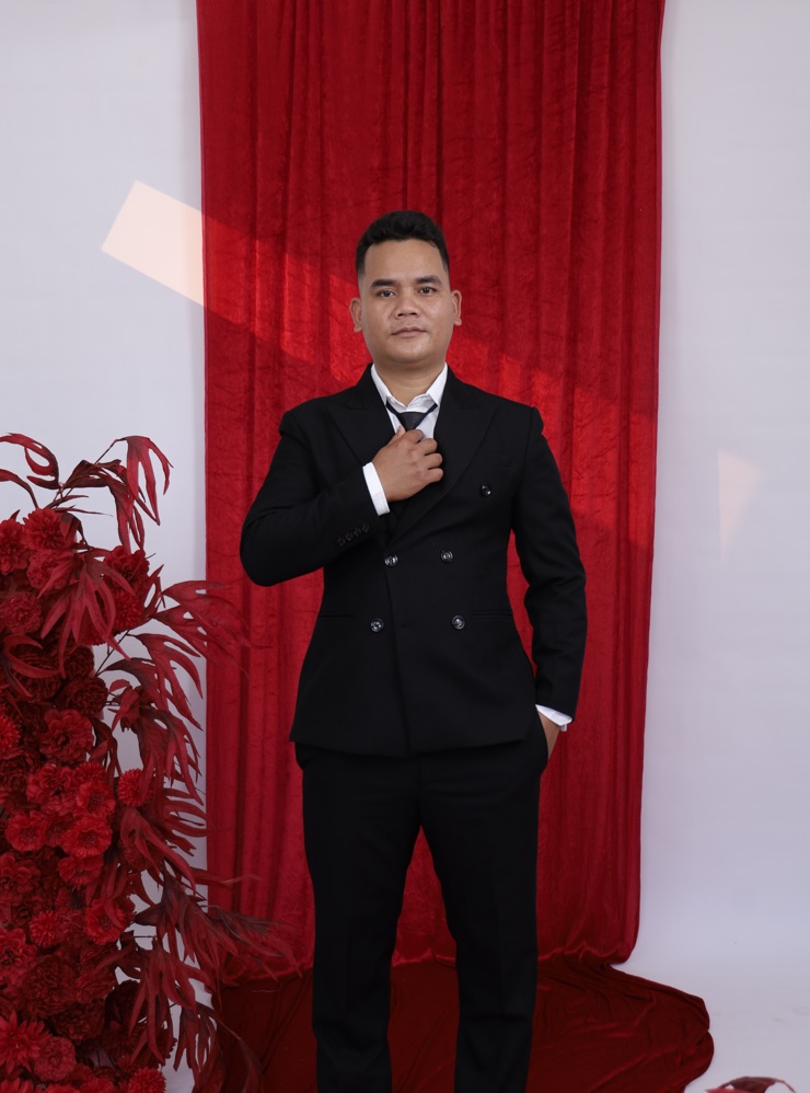 Groom