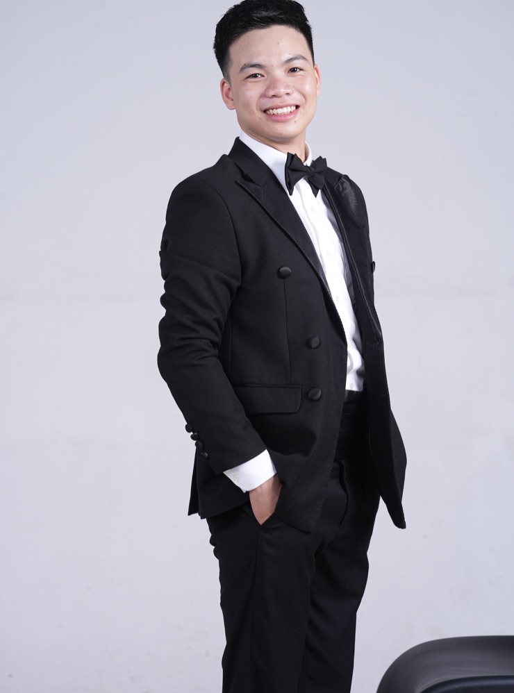 Groom