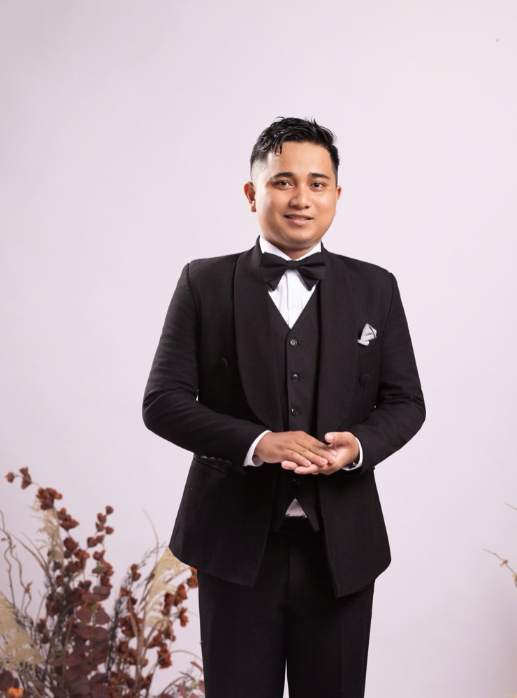 Groom