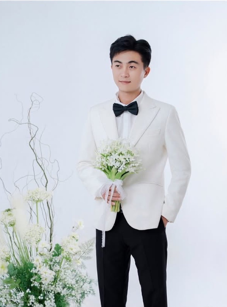 Groom
