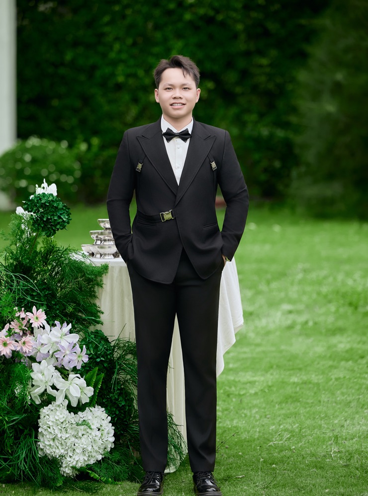 Groom