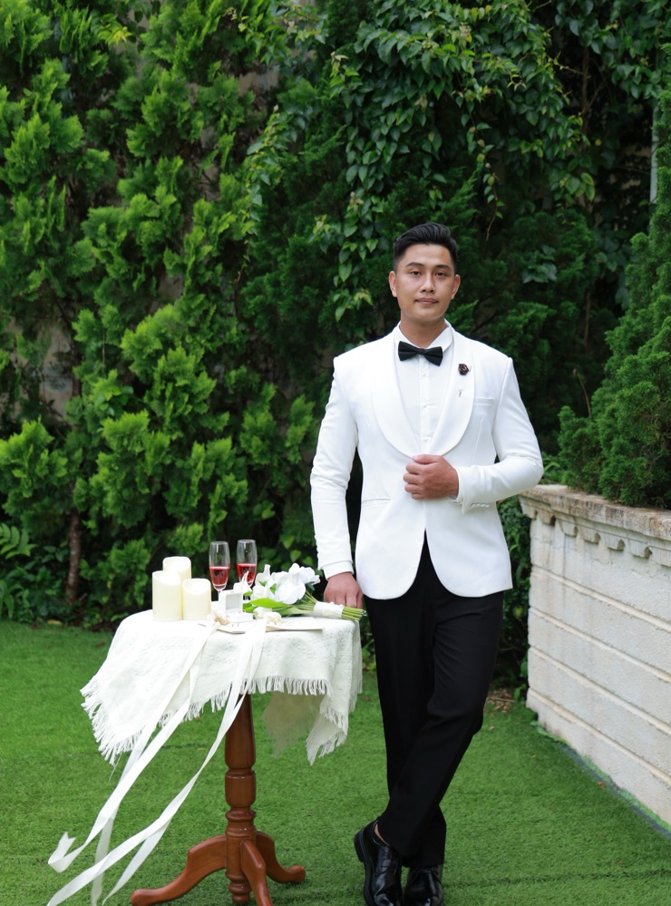 Groom