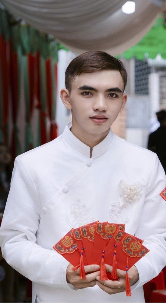 Groom
