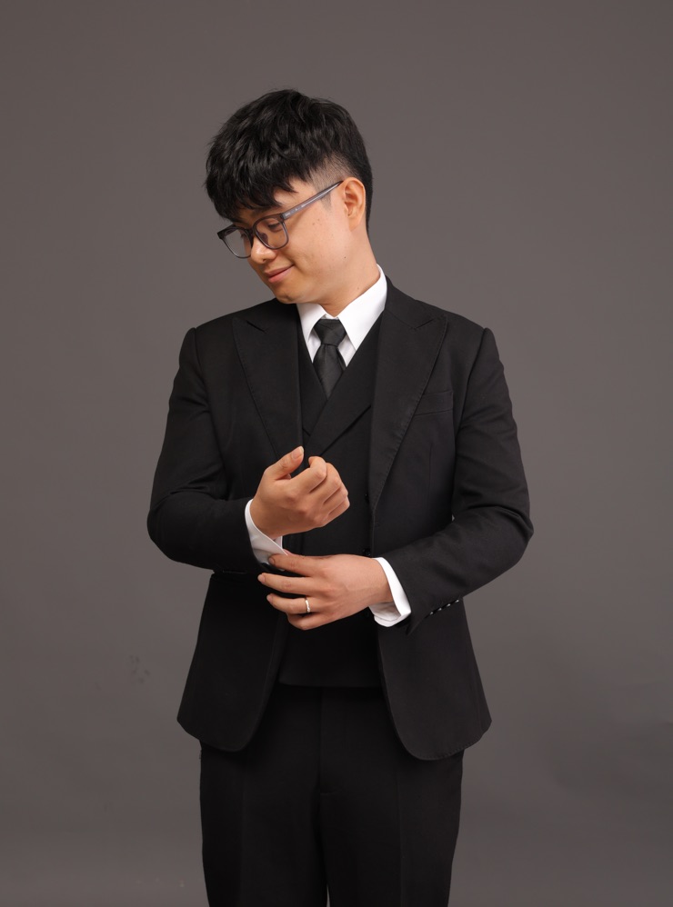 Groom