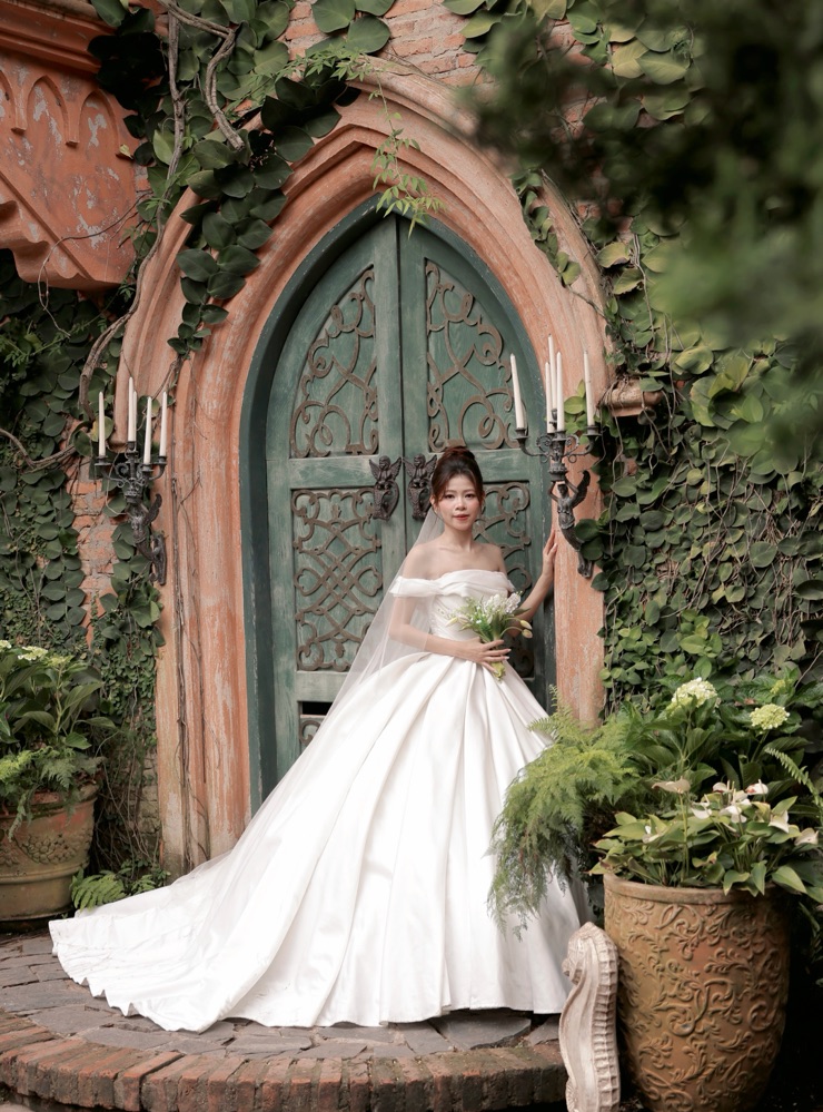 Bride