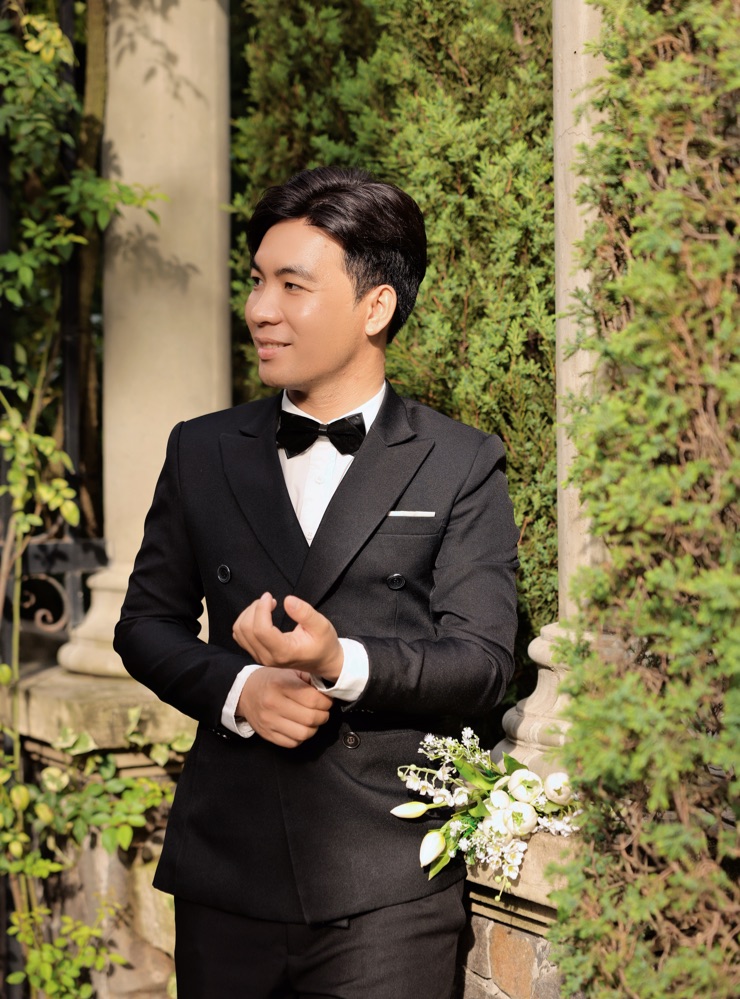 Groom