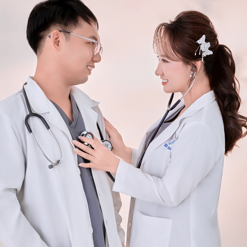 Lần đầu gặp gỡ