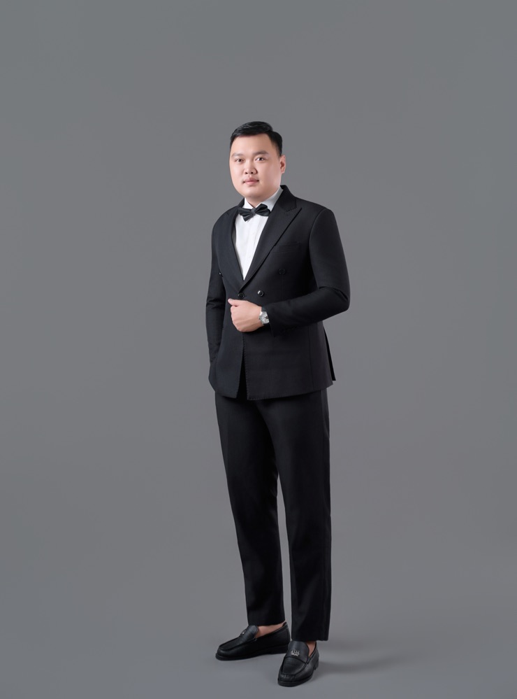 Groom