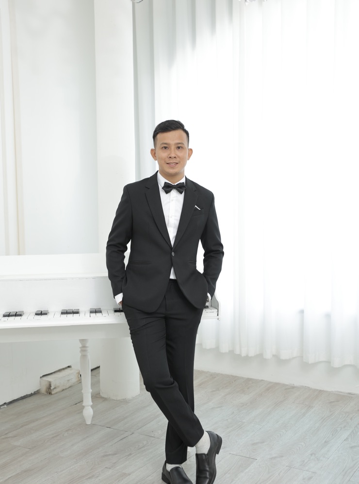 Groom