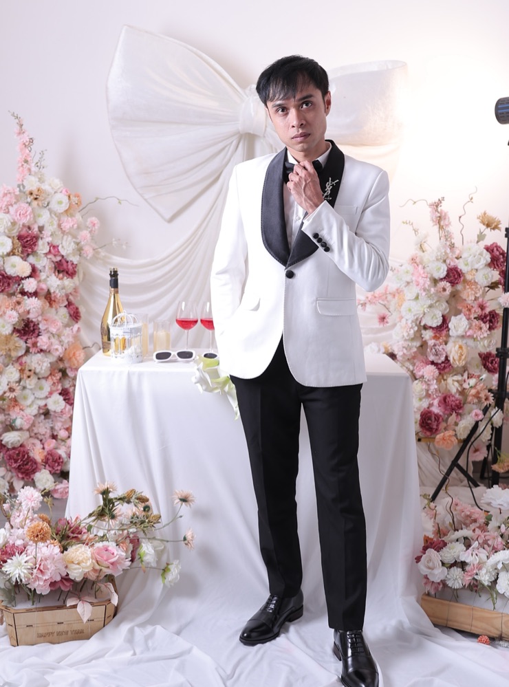Groom